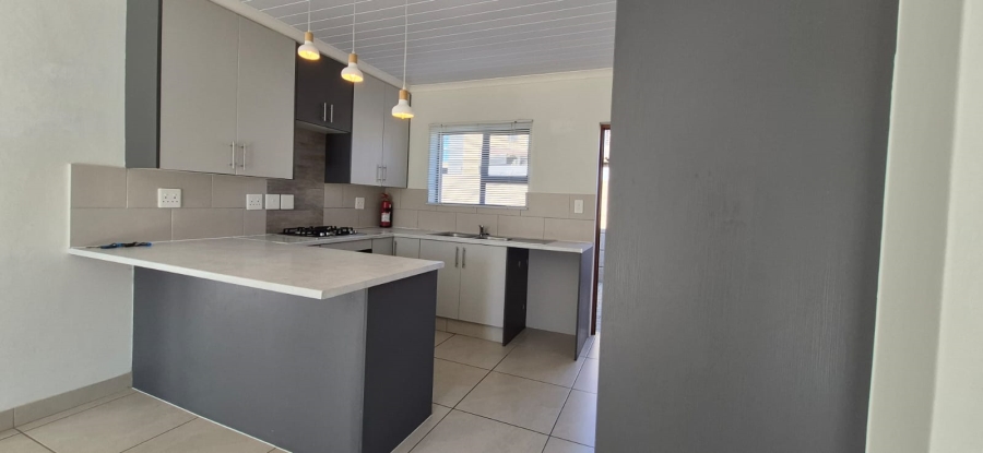 To Let 2 Bedroom Property for Rent in Dana Bay Western Cape